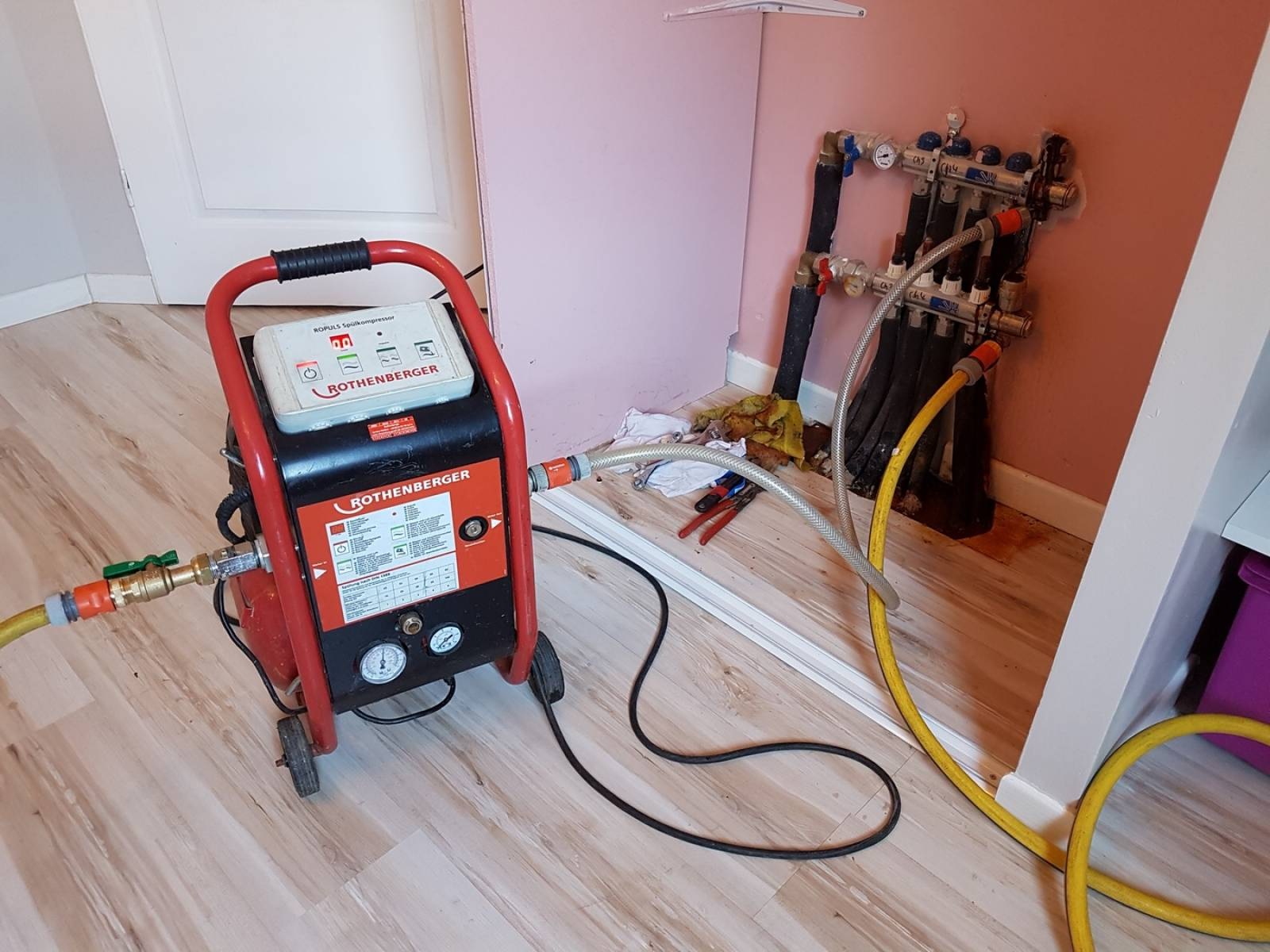 Sultanbeyli Vaillant Hermetik Şofben Kombi Bakımı